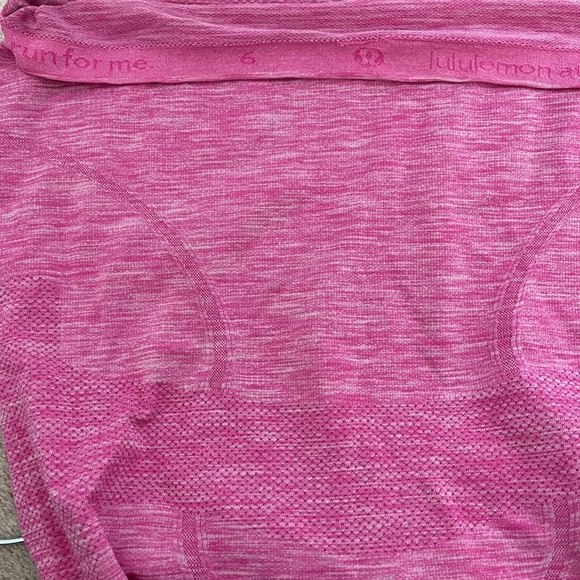 Lululemon Swiftly Tech Tank - Picture 3 of 3